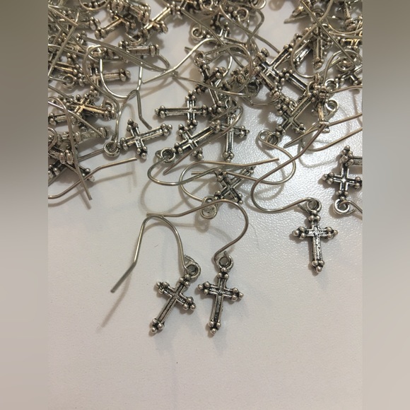100 Pairs Wholesale Antique Silver￼ Cross Charm ￼￼Small Earrings. - Picture 1 of 12